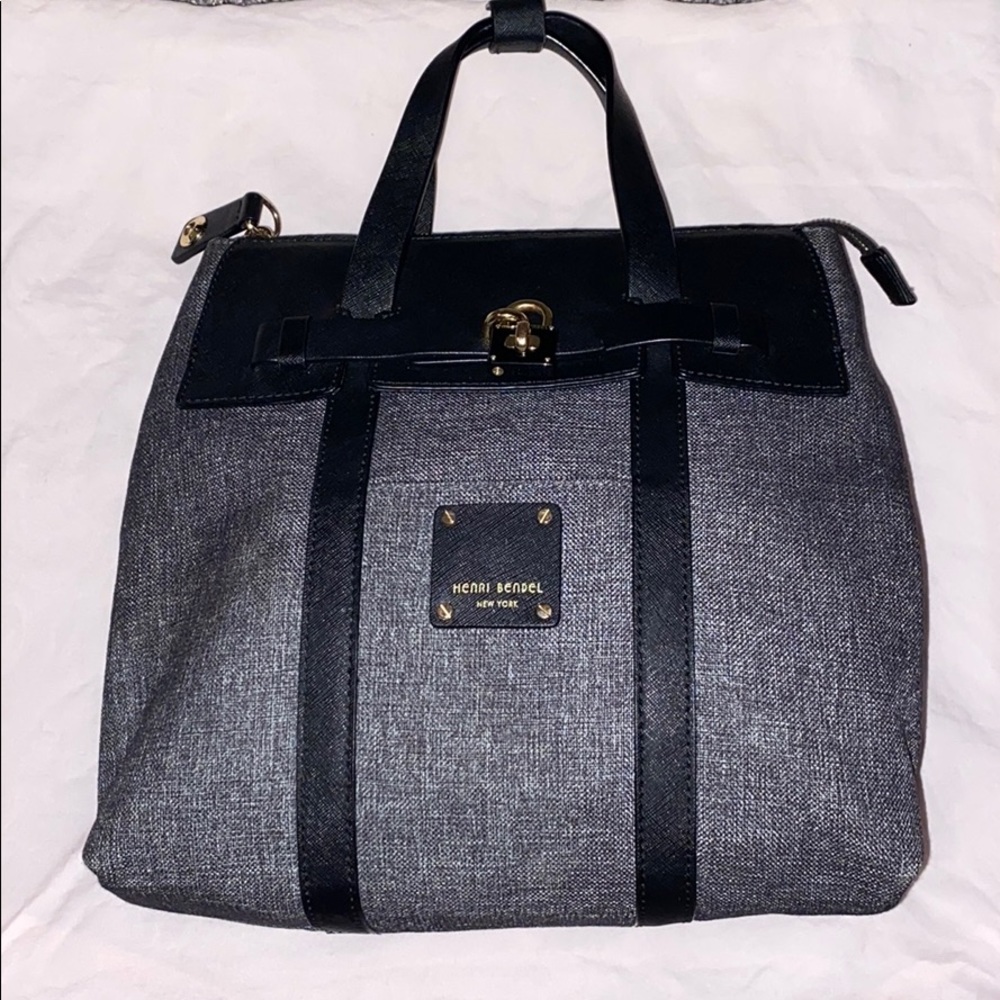 HENRI BENDEL JETSETTER BAG